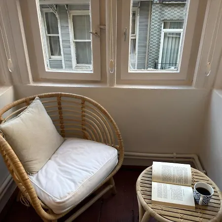 Bosphorus Arnavutkoey 5br For 12 Guests Villa İstanbul