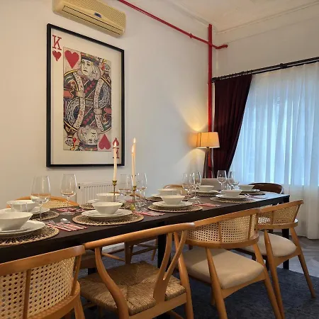 Villa Bosphorus Arnavutkoey 5br For 12 Guests Isztambul