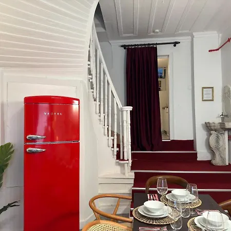 Villa Bosphorus Arnavutkoey 5br For 12 Guests *